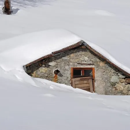 Hotel Yak Avenir Aiguilles