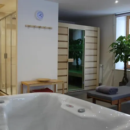 Yak Avenir Hotel Aiguilles